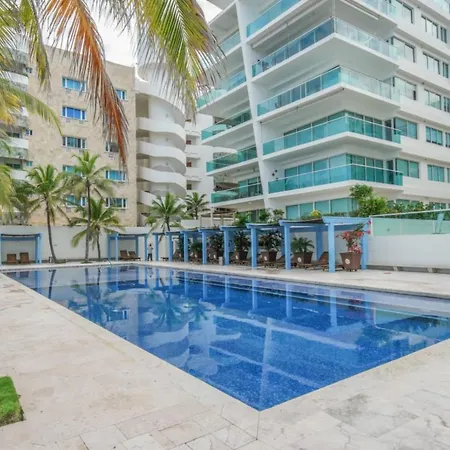 Edificio Acceso Directo Al Mar Primera Linea De Playa 2 Cartagena