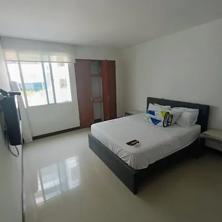 Edificio Acceso Directo Al Mar Primera Linea De Playa 2 Apartment *