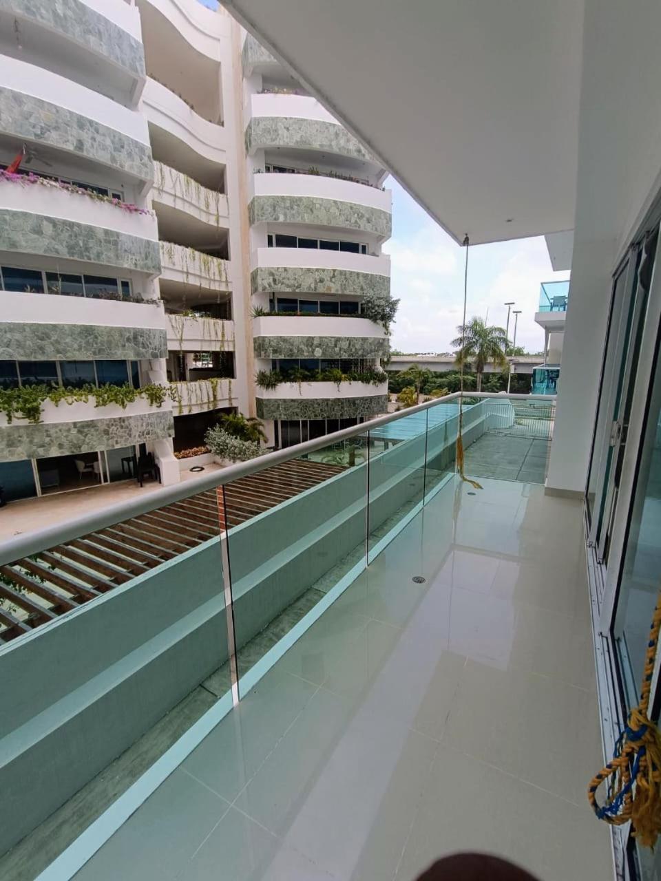 Edificio Acceso Directo Al Mar Primera Linea De Playa 2 Apartamento