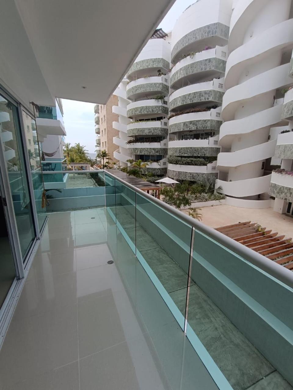 Edificio Acceso Directo Al Mar Primera Linea De Playa 2 Apartamento
